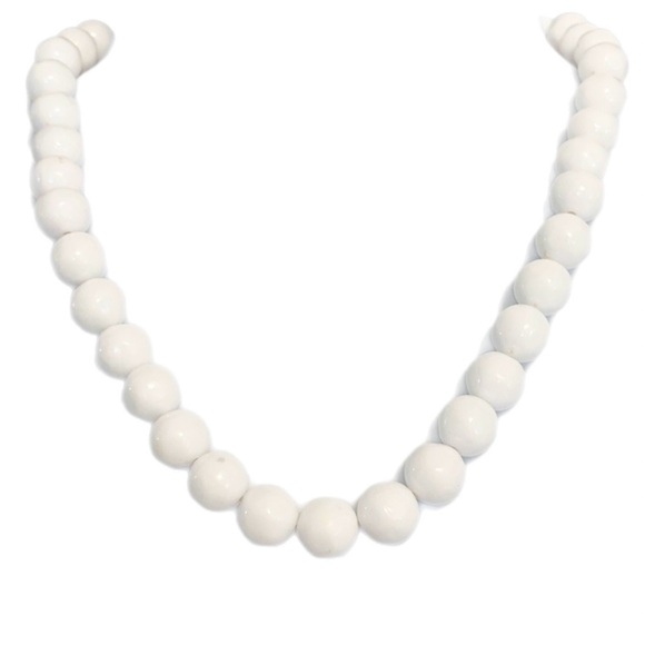 Vintage 1980’s Glam White Acrylic Beaded Necklace - Picture 3 of 5